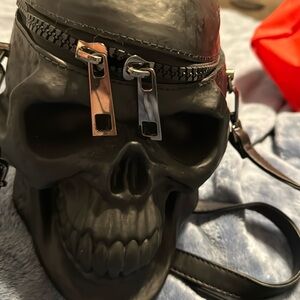 Skull purse